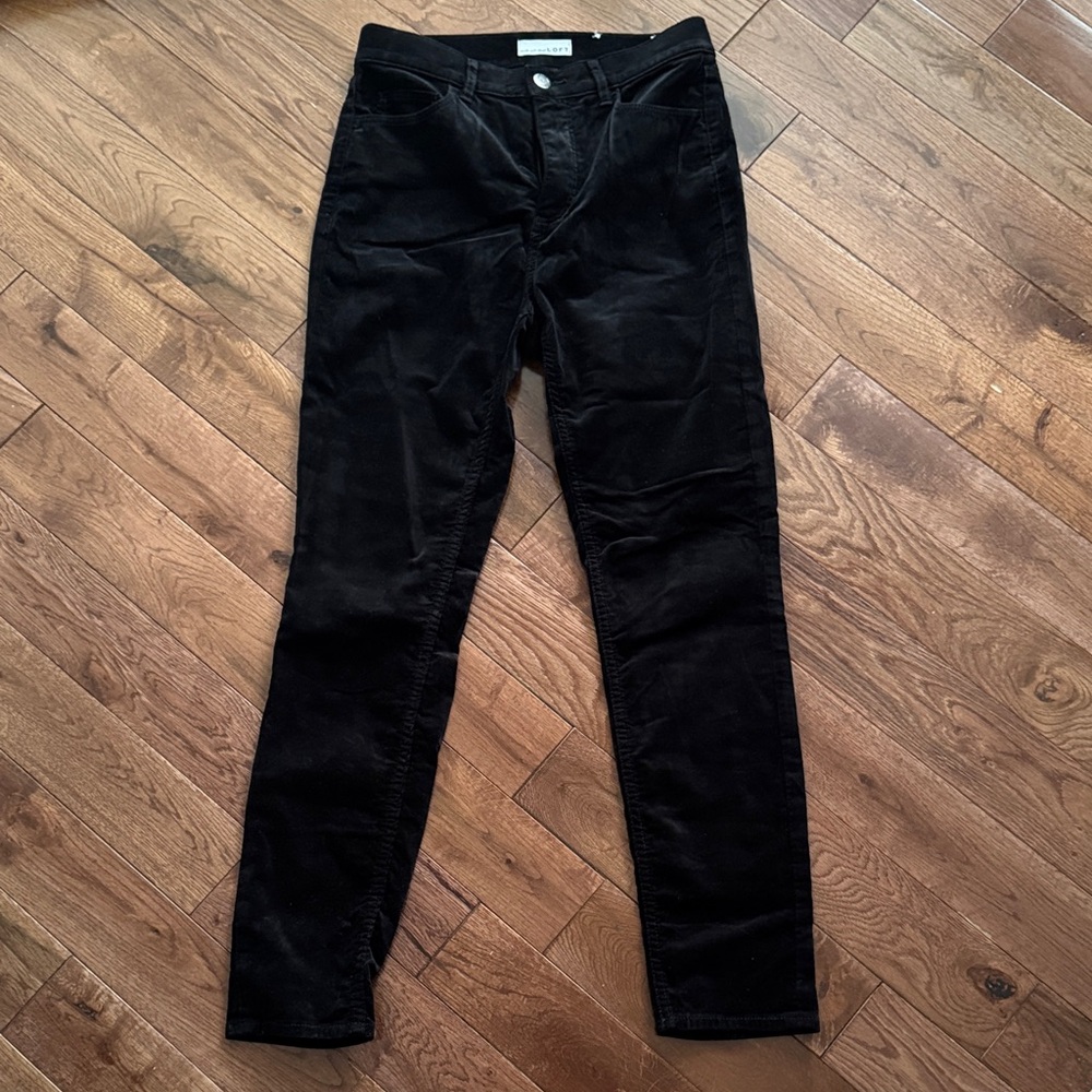 LOFT Black Straight Leg Pants